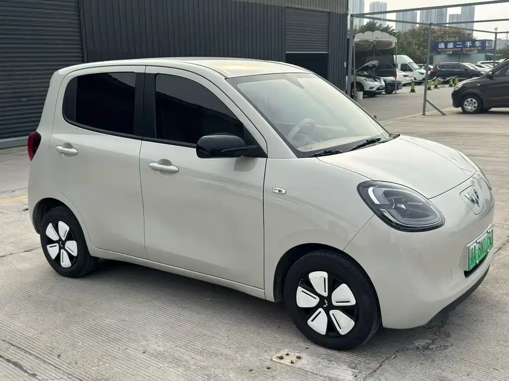 Wuling MINIEV — миниатюра 3