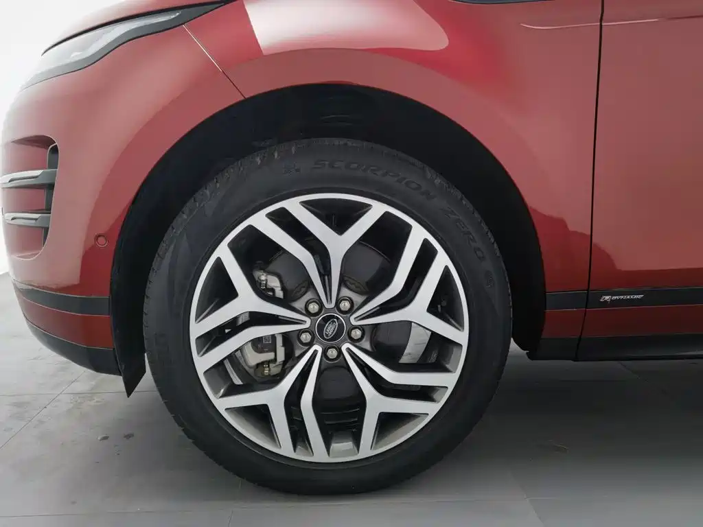 Land Rover Evoque PHEV — миниатюра 17