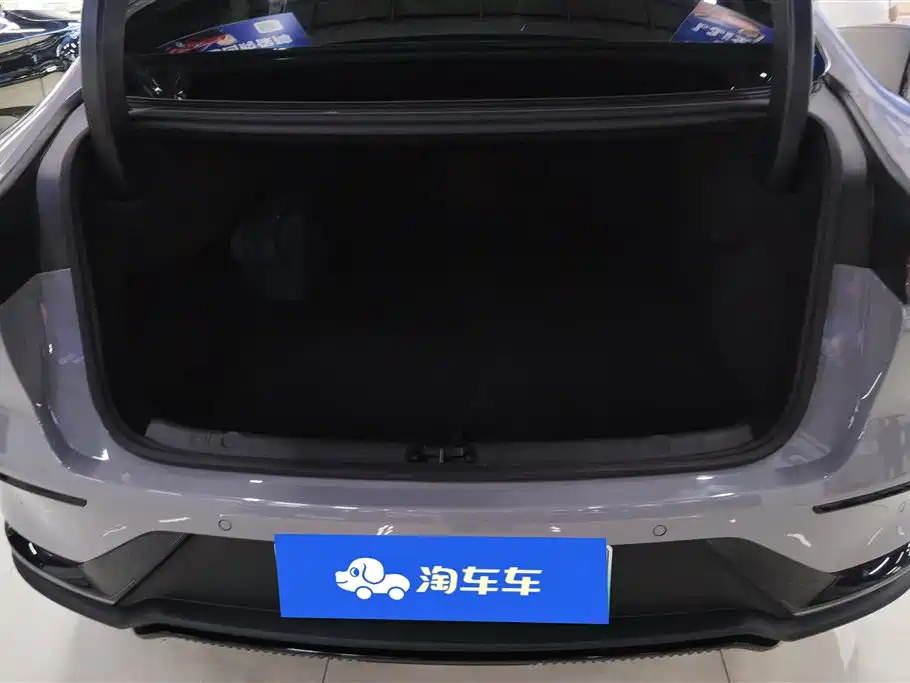 BYD Han 2025 DM-i Smart Drive 125KM Flagship