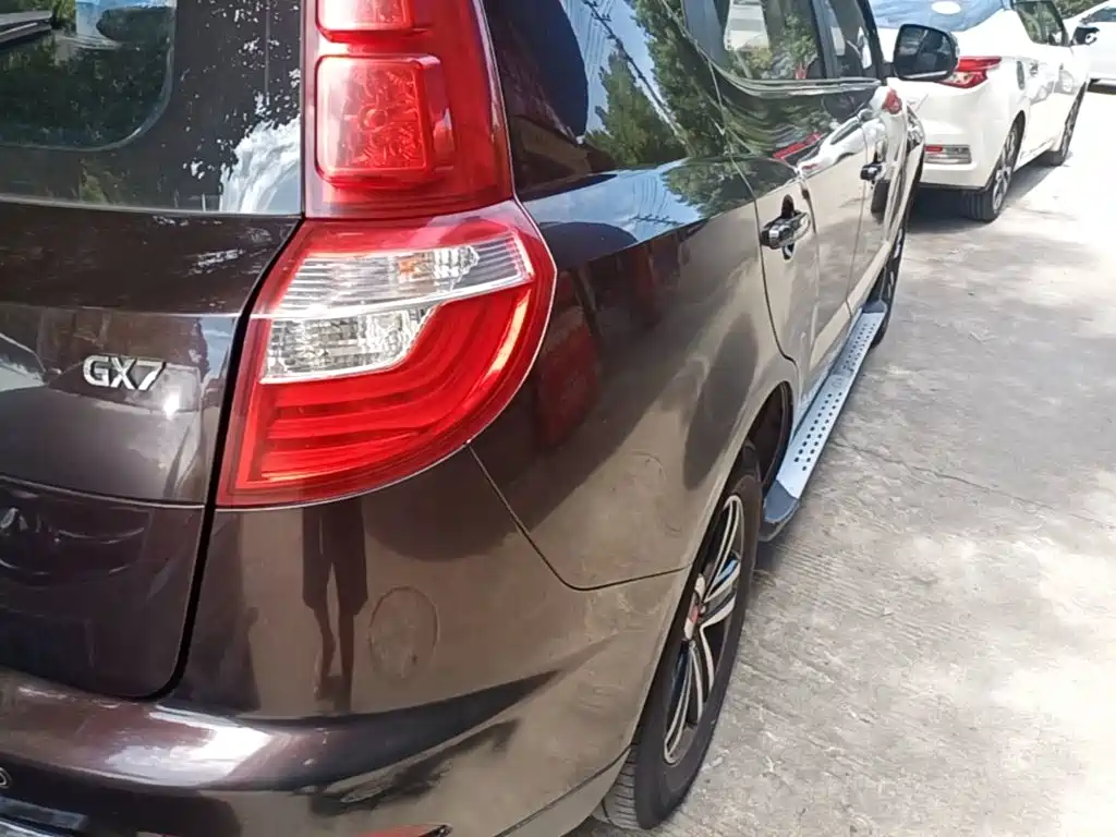 Geely GX7 — миниатюра 8