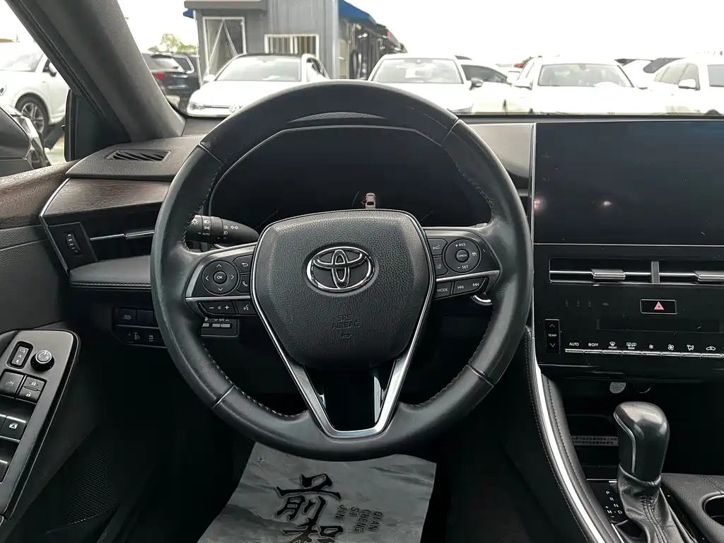 Toyota Avalon — миниатюра 4