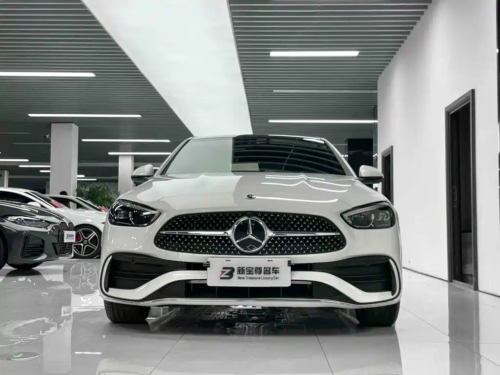 Mercedes-Benz C-Class — миниатюра 2