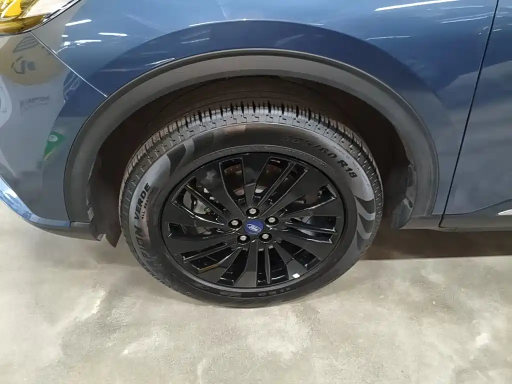 Ford Escape — миниатюра 23