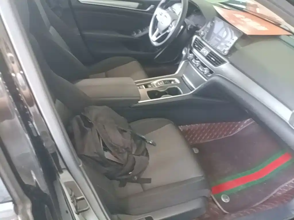 Honda Accord — миниатюра 25
