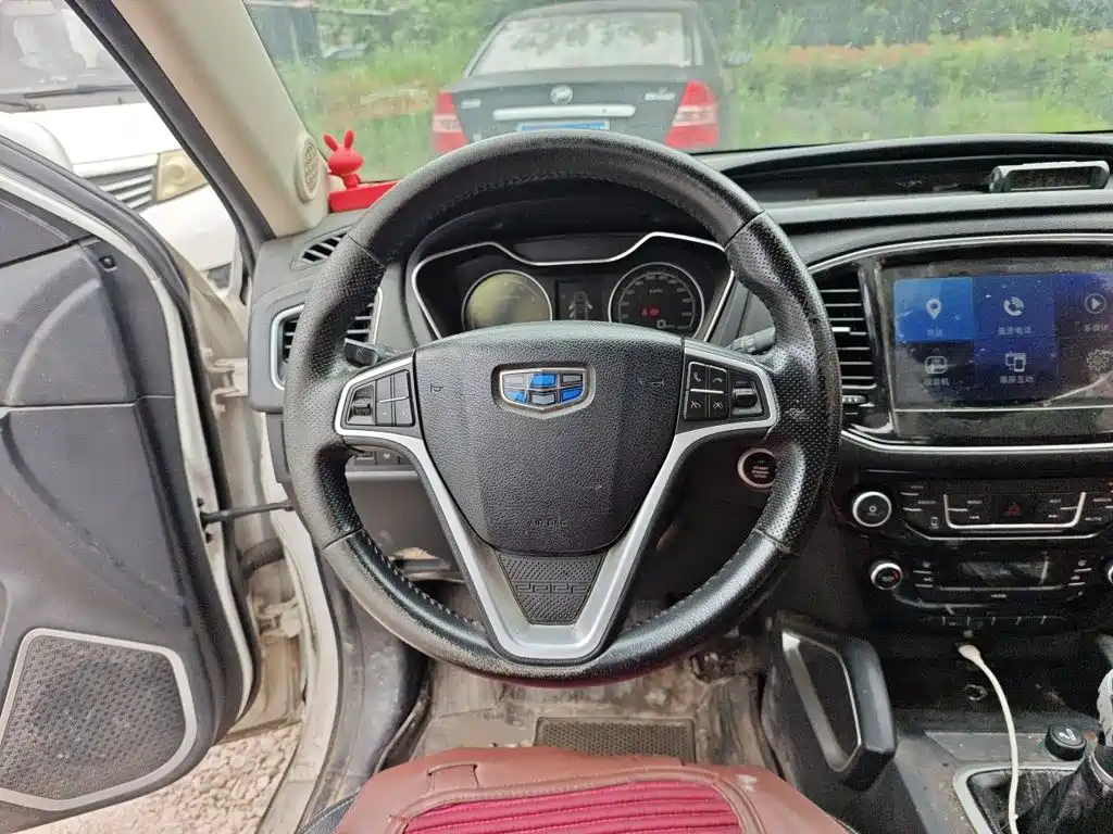 Geely Vision X6 — миниатюра 11