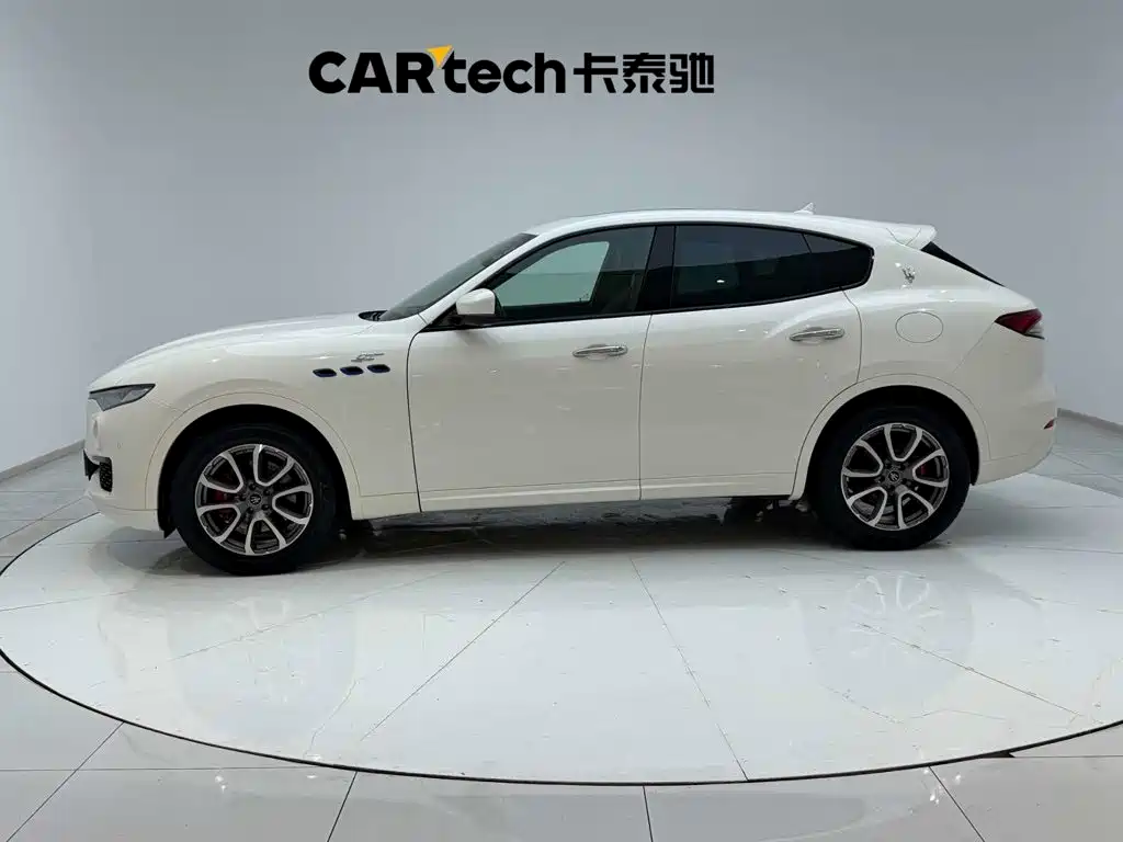 Maserati Levante 2022 — фото 6