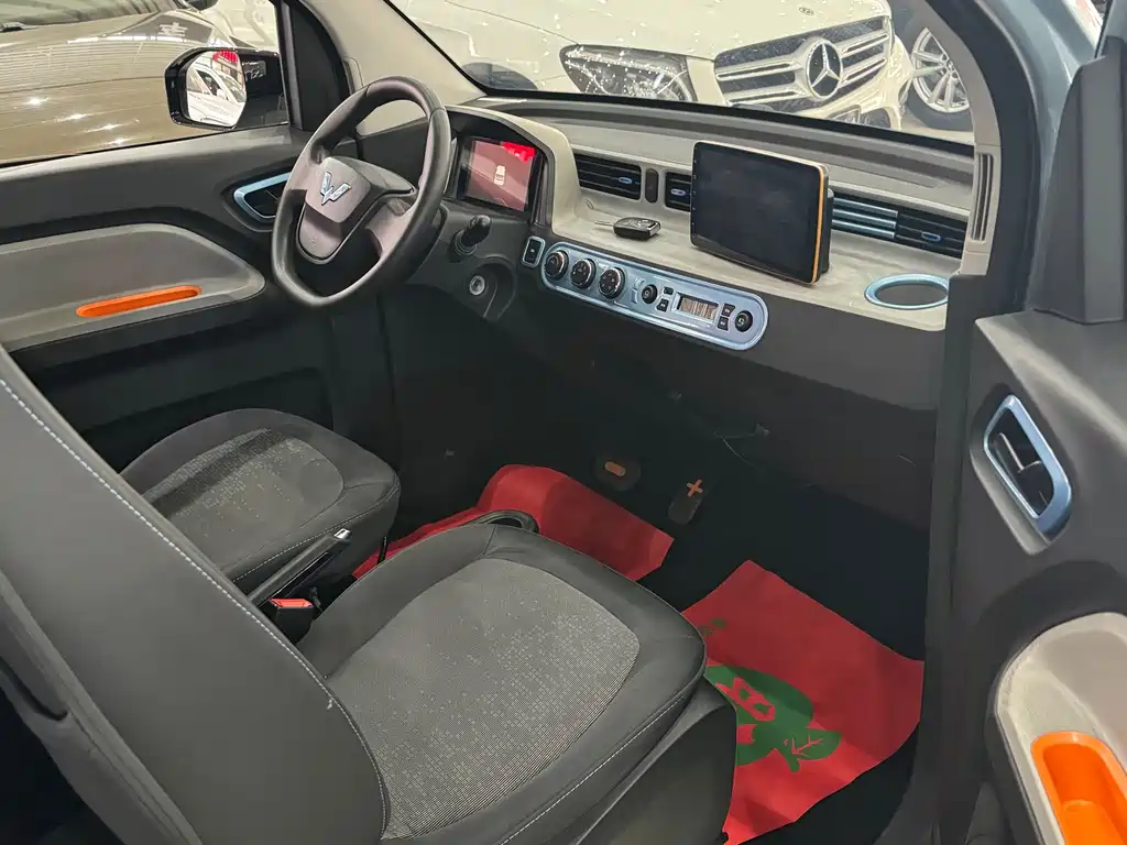 Wuling MINIEV — миниатюра 8