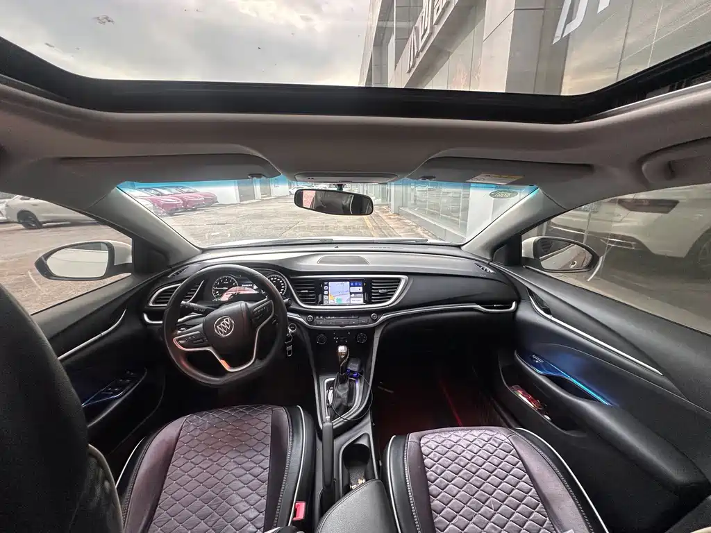 Buick Excelle — миниатюра 7