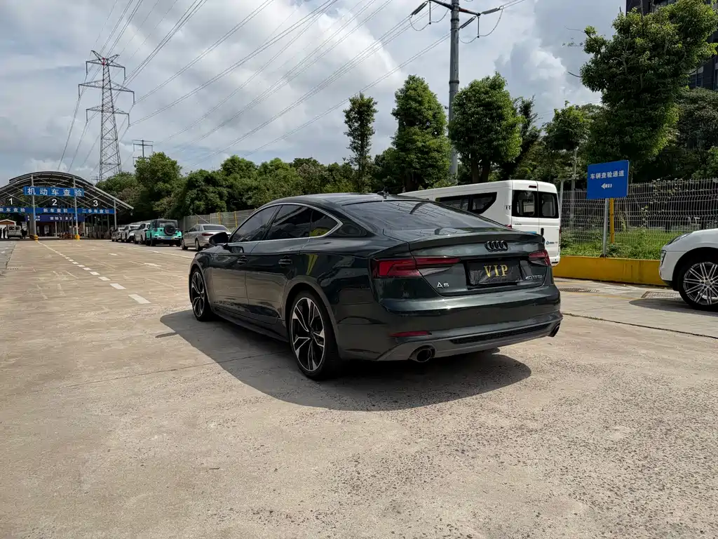 Audi A5 (Import) — миниатюра 9