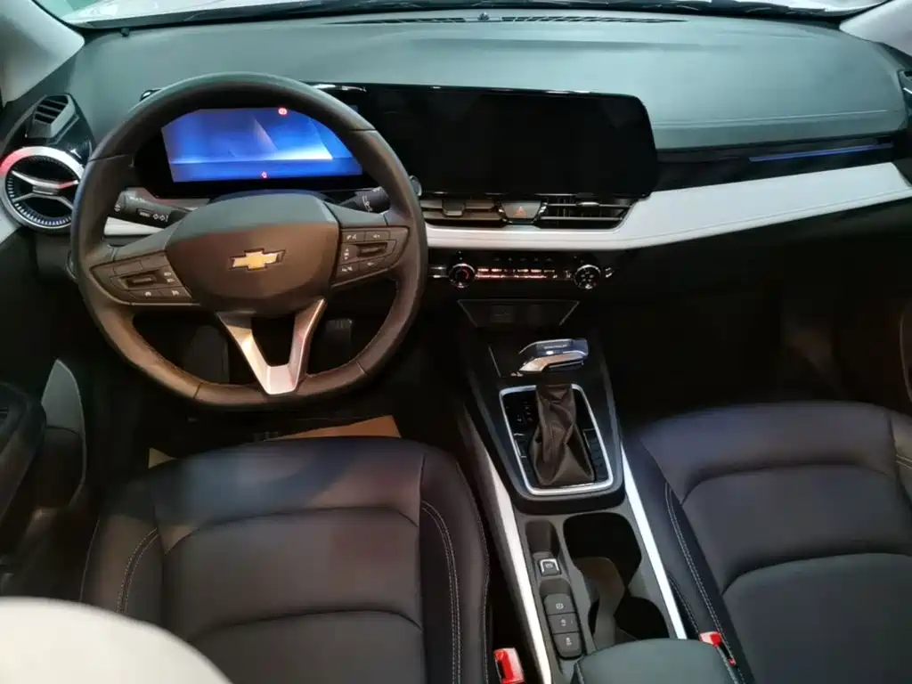 Chevrolet Monza — миниатюра 10