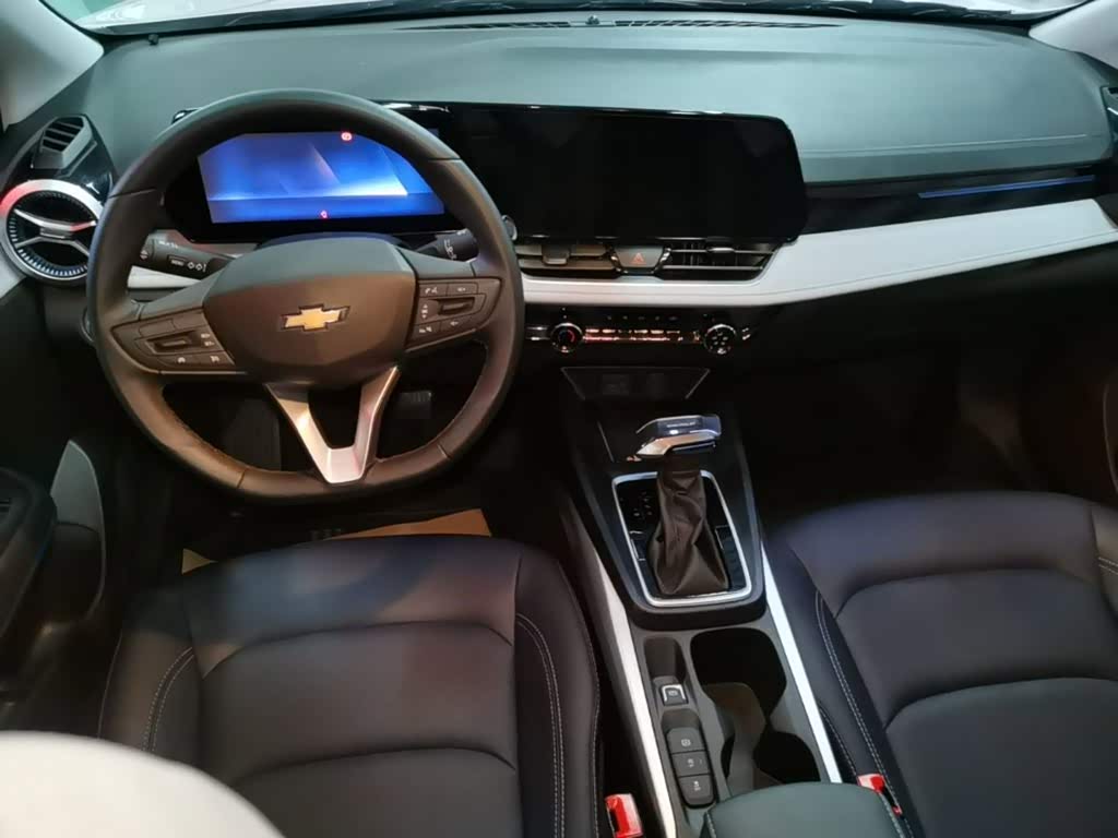 Chevrolet Monza 1.5 л 2023 г. Белый, пробег 25500 км