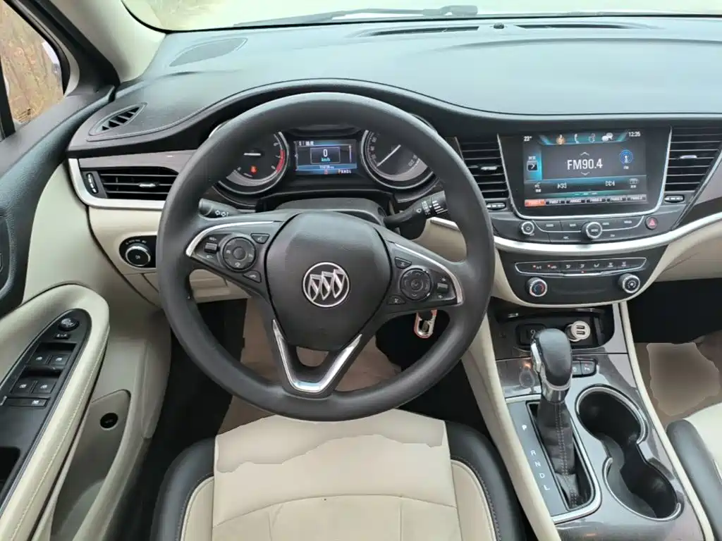 Buick Verano — миниатюра 11