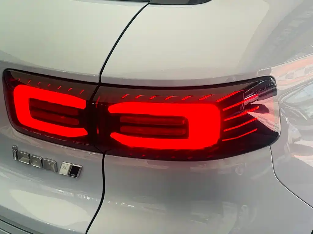 Geely Icon — миниатюра 12