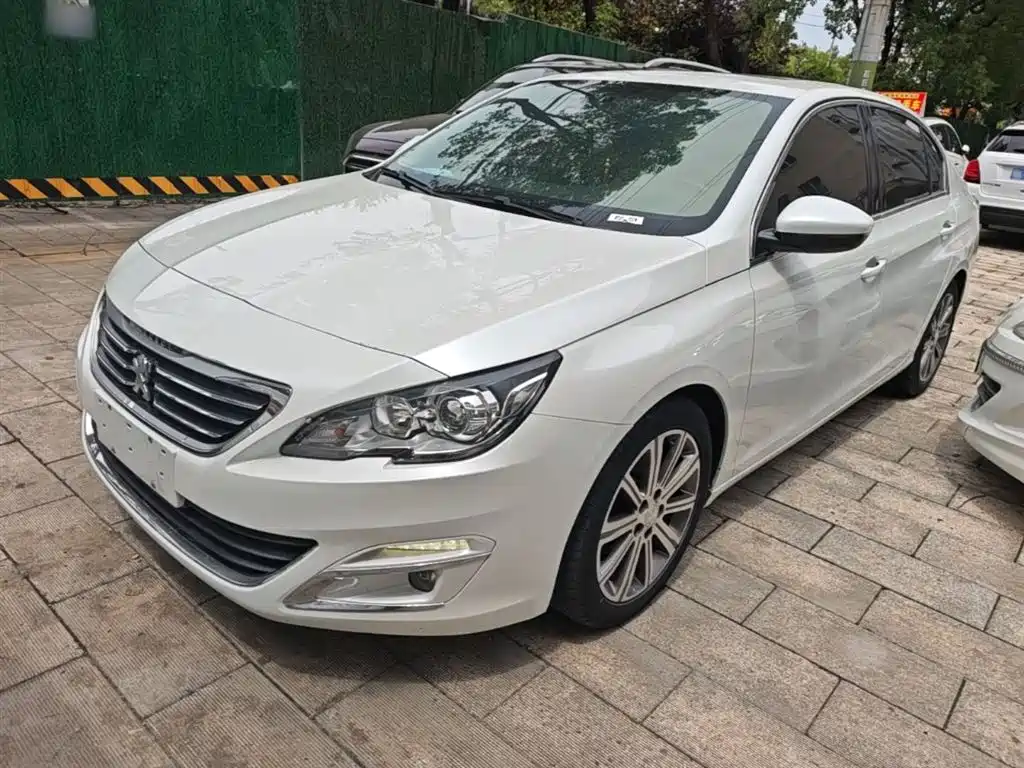 Купить Peugeot 408