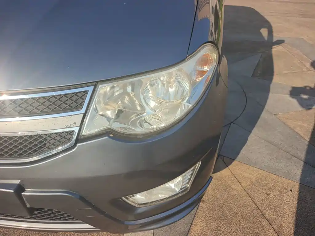 Wuling Hongguang — миниатюра 24
