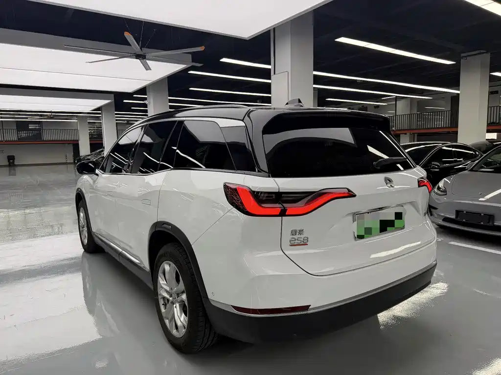 NIO ES8 — миниатюра 15