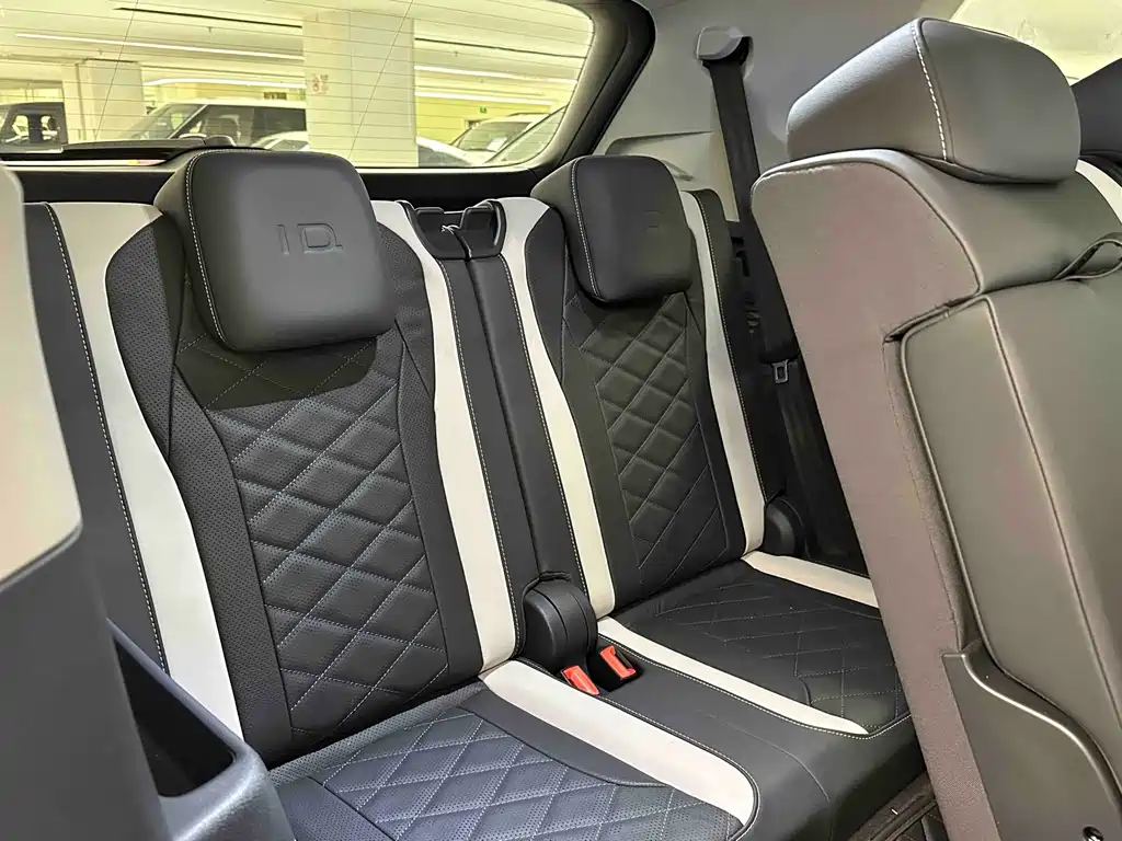 Volkswagen ID.6 Crozz — миниатюра 16