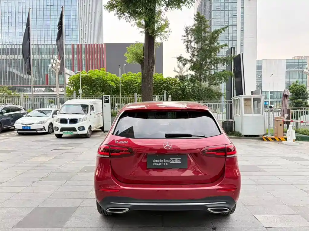 Mercedes-Benz B-Class — миниатюра 6