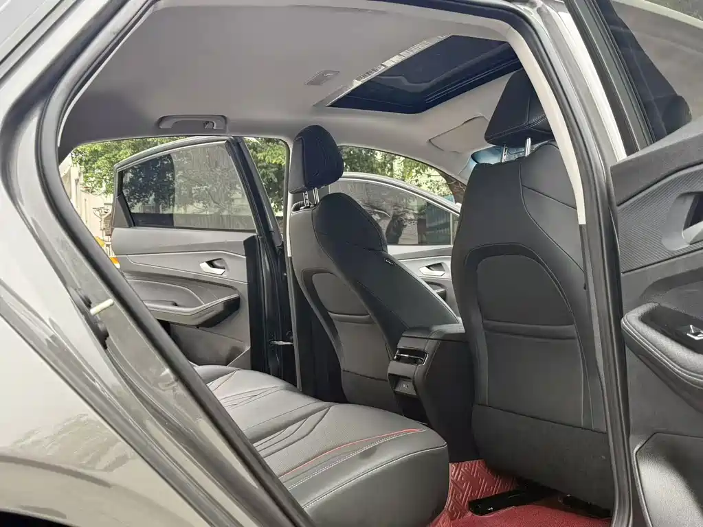 Geely Binrui — миниатюра 8
