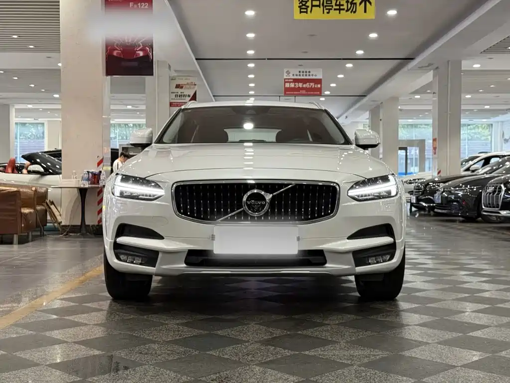 Volvo V90 — миниатюра 4
