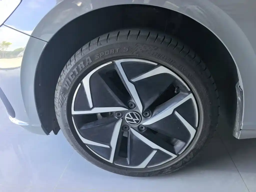 Volkswagen Lavida — миниатюра 23
