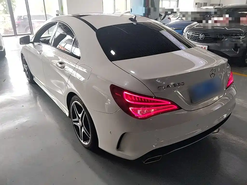 Mercedes-Benz CLA 2014 CLA 260 4MATIC
