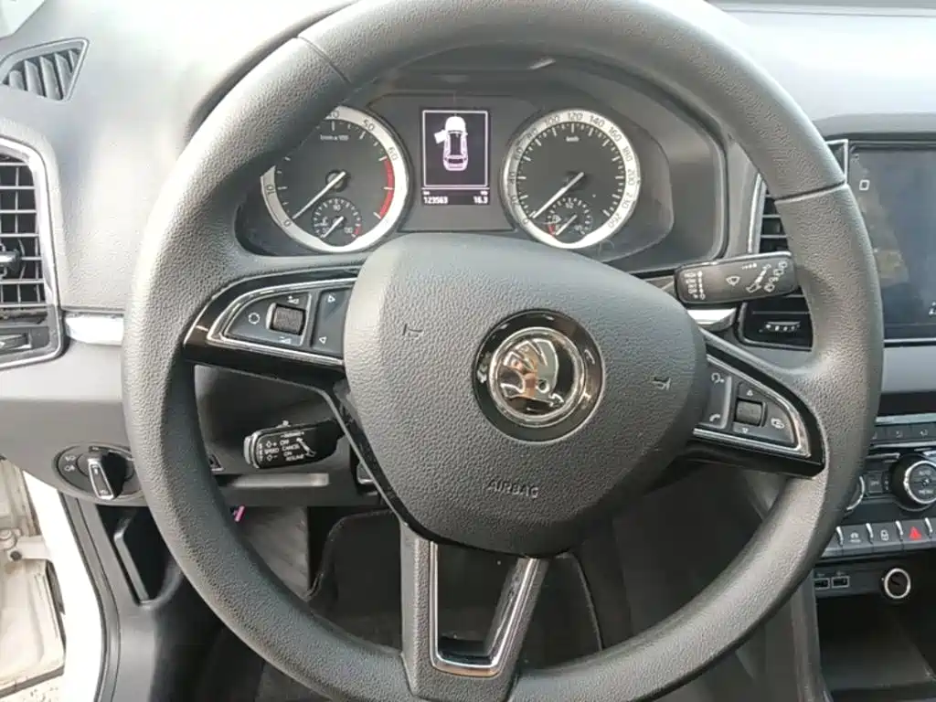 Skoda Karoq — миниатюра 11