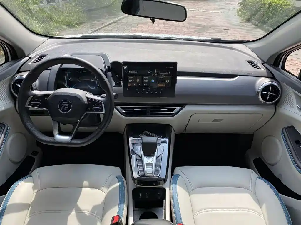 BYD Yuan Pro — миниатюра 11