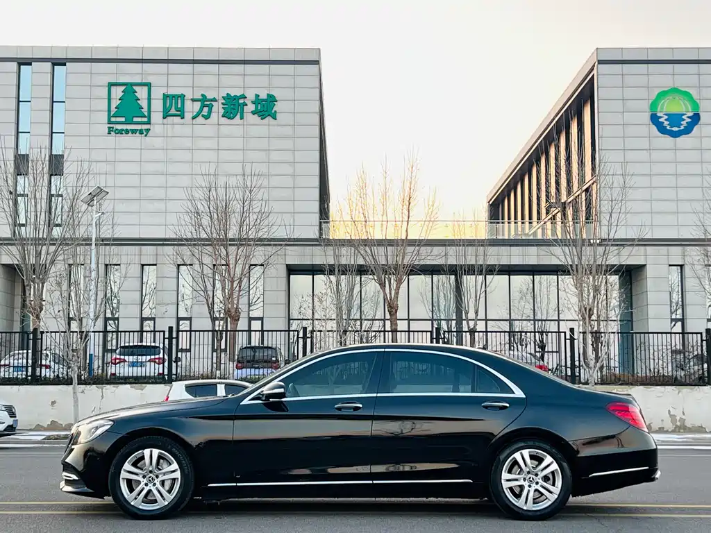 MERCEDES-BENZ S CLASS