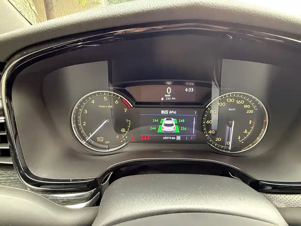 Cadillac XT5 — миниатюра 8