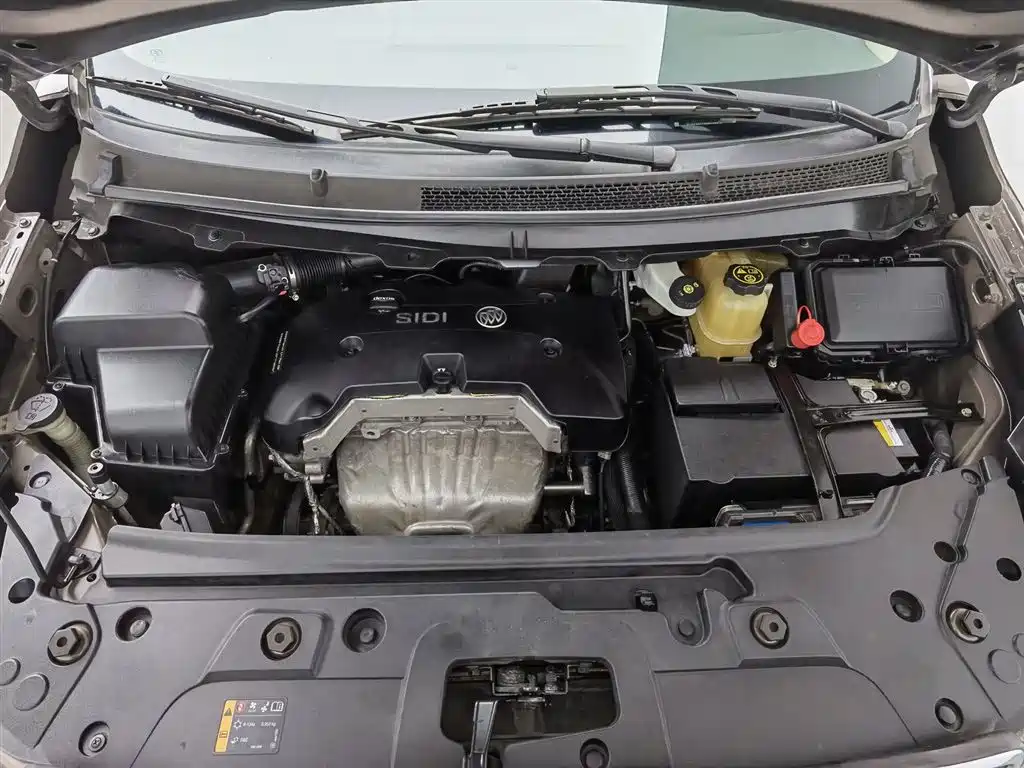 Buick GL8 2017 25S Luxury V
