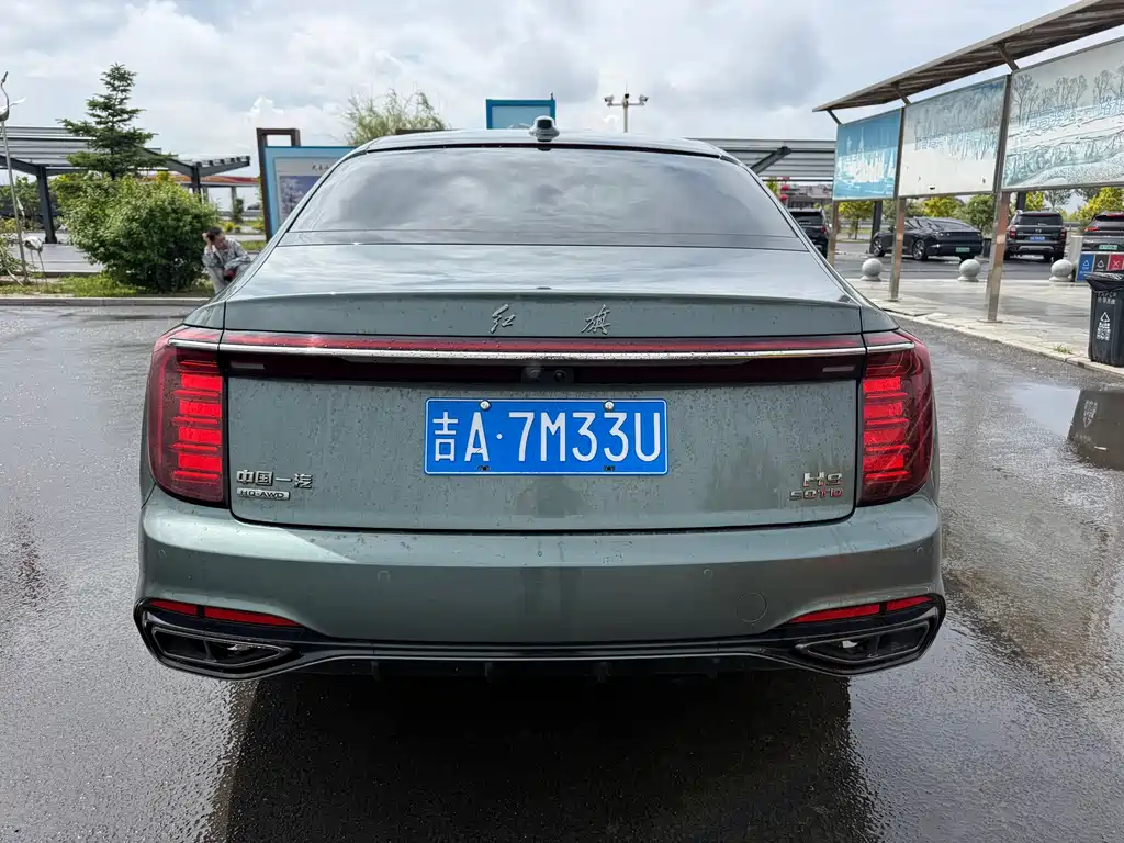 Hongqi H9 2024 3.0T