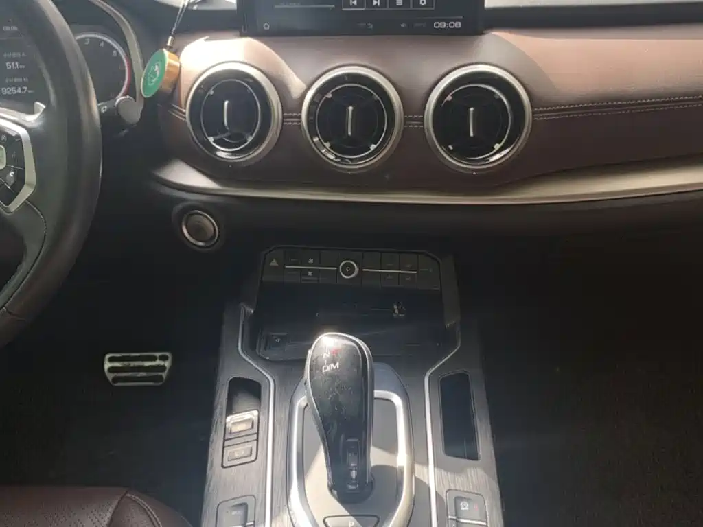 Wey Wey VV6 — миниатюра 16