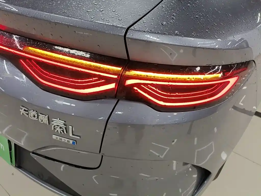 BYD Qin L — миниатюра 8