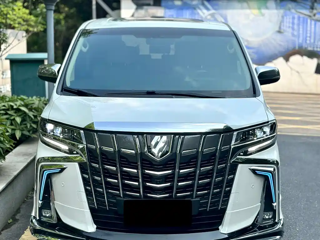 Toyota Alphard 2018 3.5L Luxury