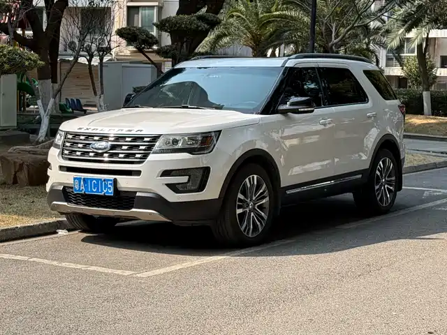 FORD EXPLORER