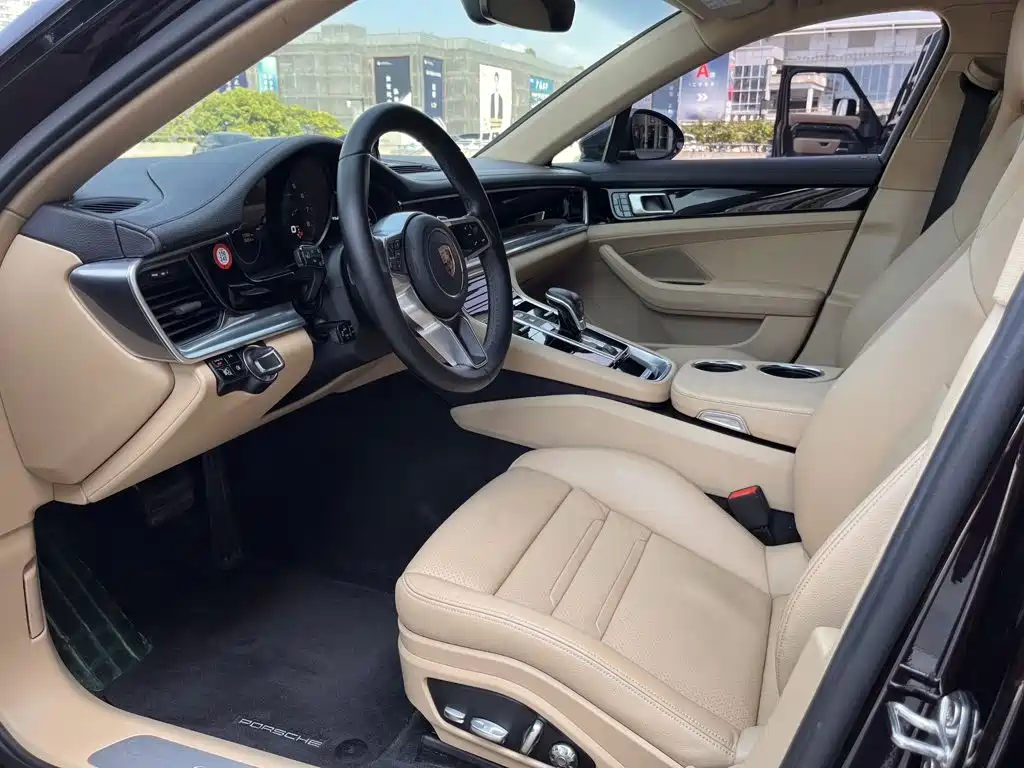 Porsche Panamera — миниатюра 3