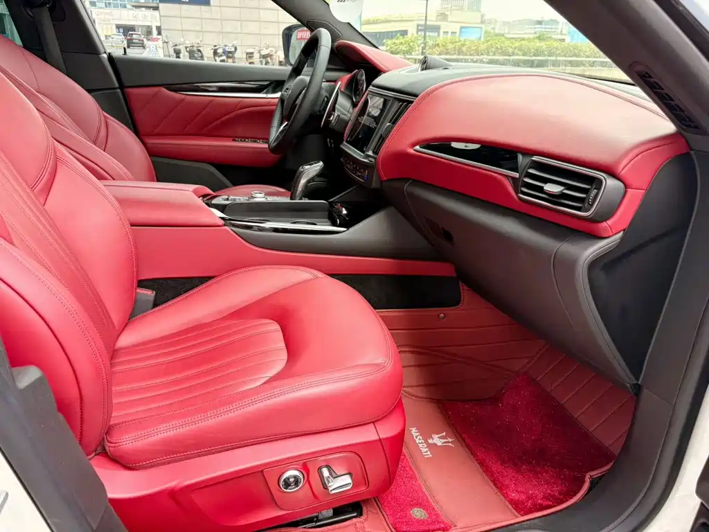Maserati Levante — миниатюра 4