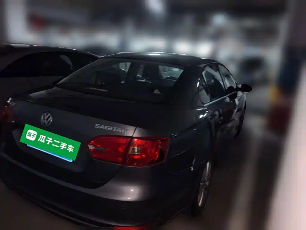 Volkswagen Sagitar — миниатюра 4