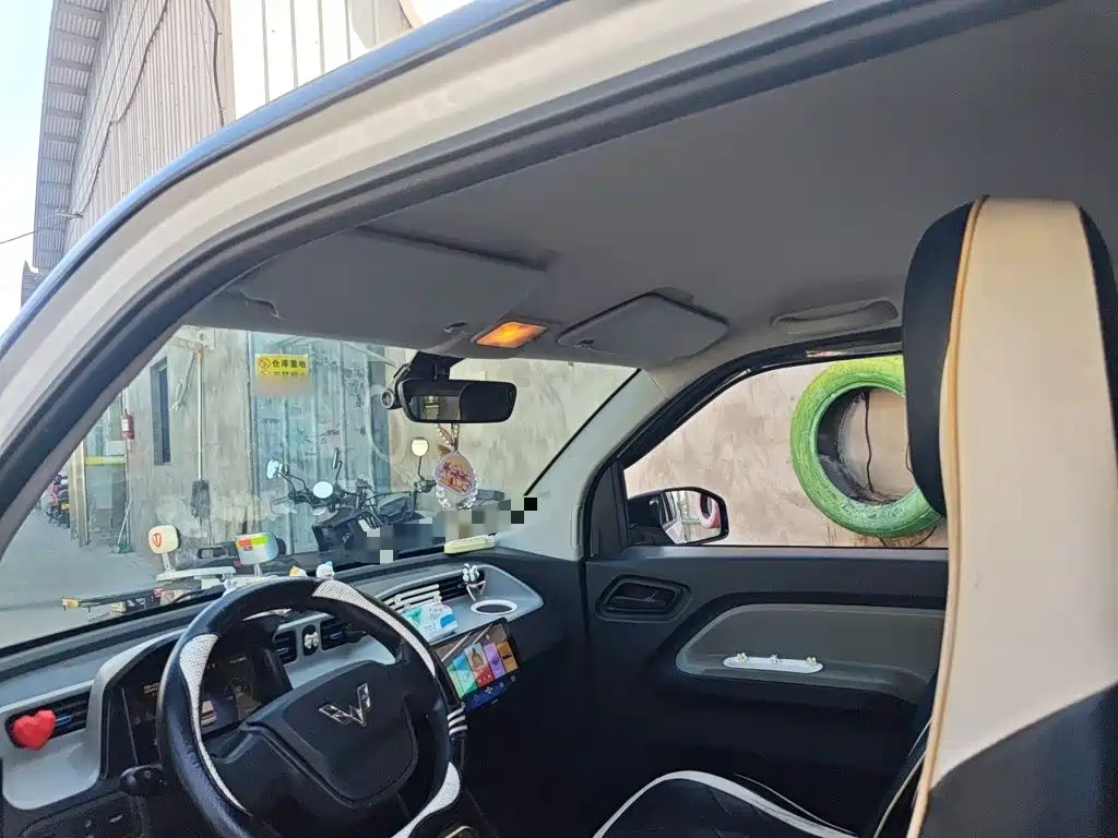 Wuling MINIEV — миниатюра 15