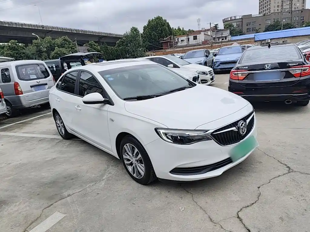 Buick Excelle — миниатюра 4