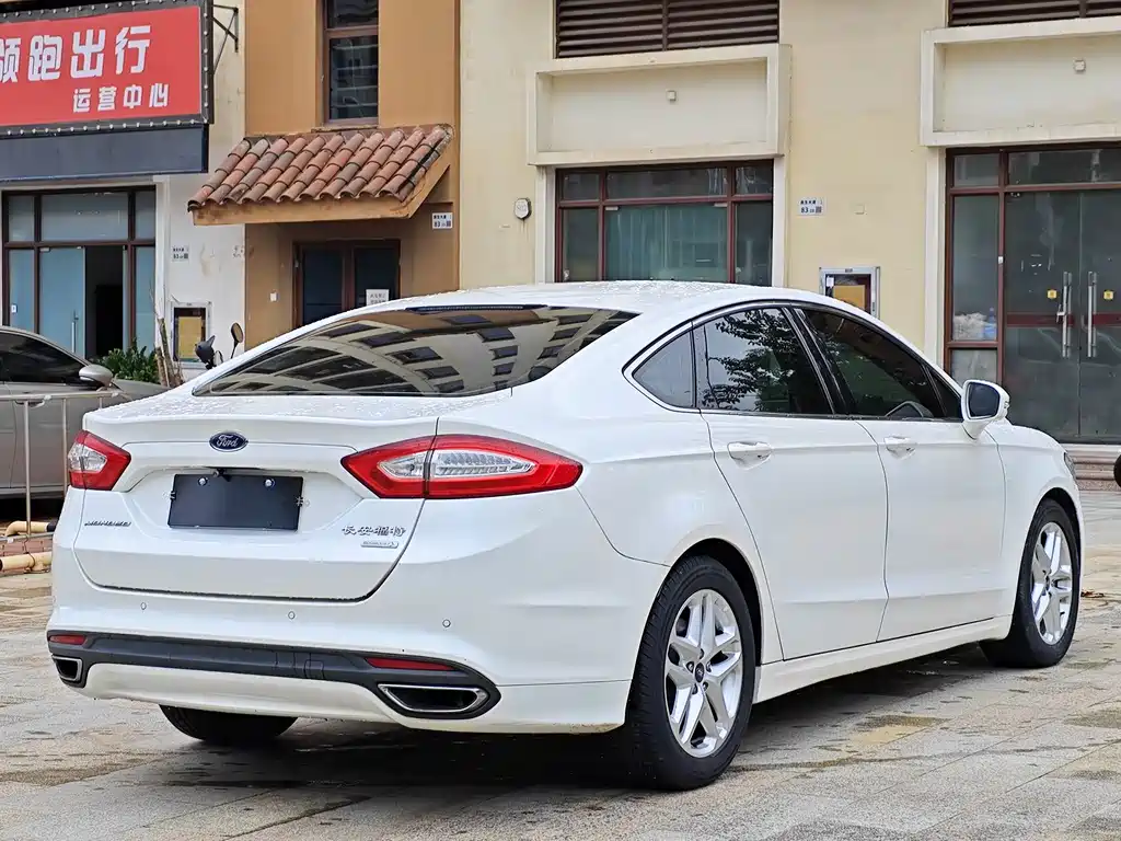 Ford Mondeo — миниатюра 5