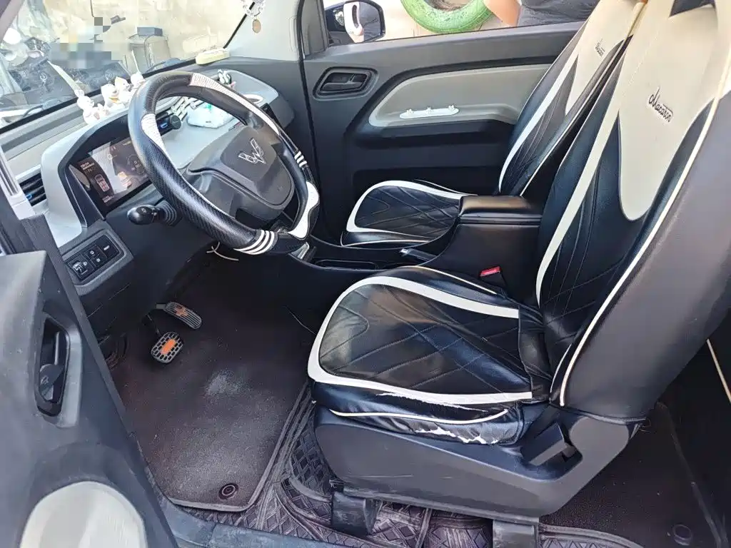 Wuling MINIEV — миниатюра 12