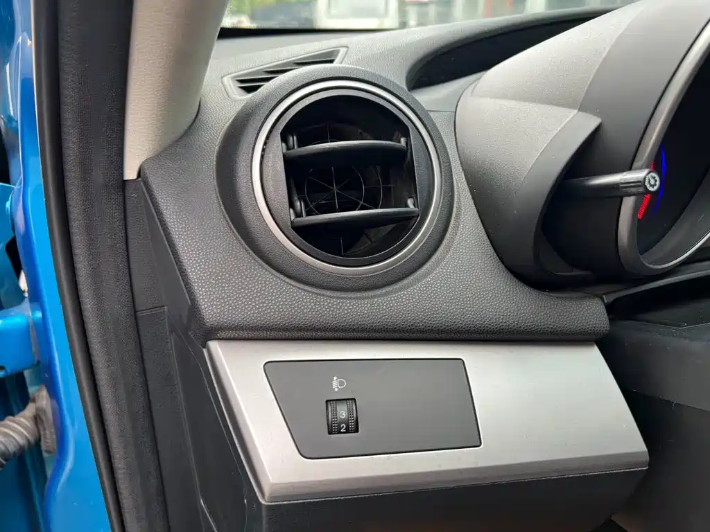 Mazda 3 Xingcheng — миниатюра 8
