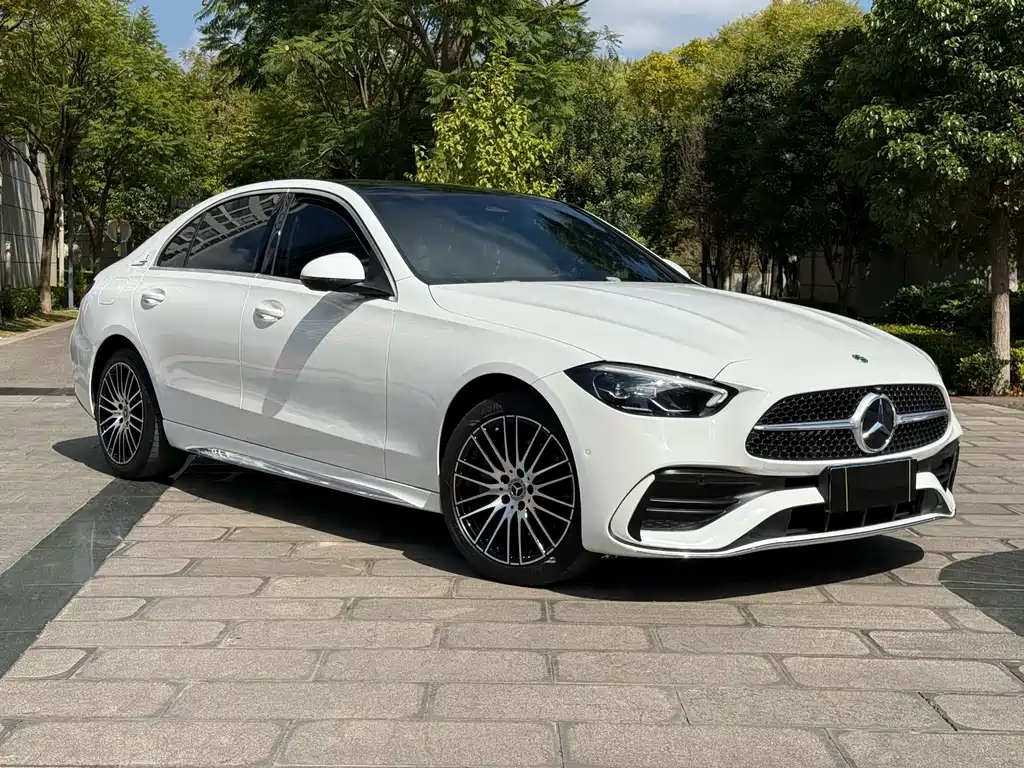 Mercedes-Benz C-Class — миниатюра 3