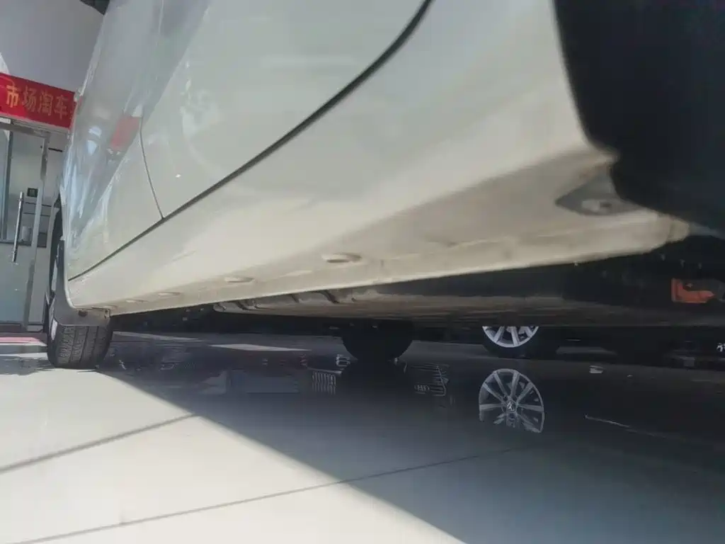 Wuling MINIEV — миниатюра 22
