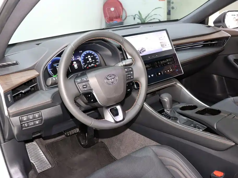 Toyota Avalon — миниатюра 10