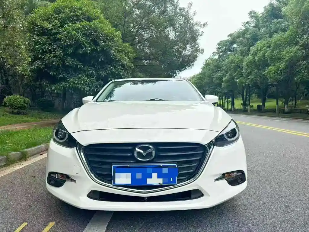 Mazda 3 Axela — миниатюра 2