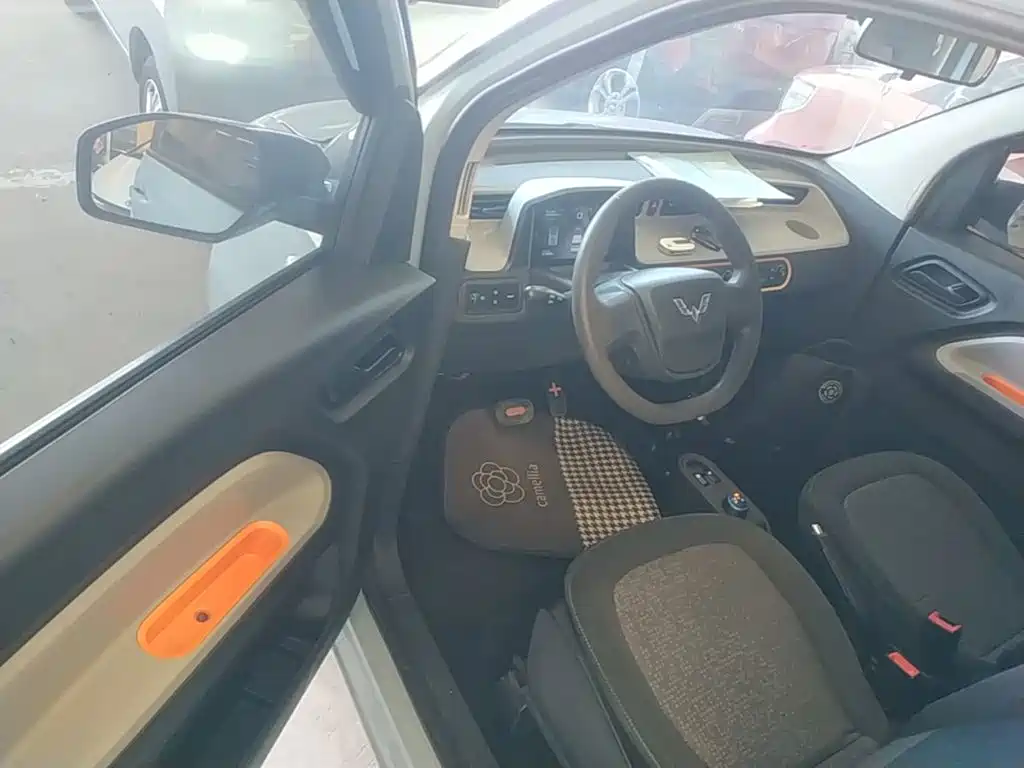 Wuling MINIEV — миниатюра 16
