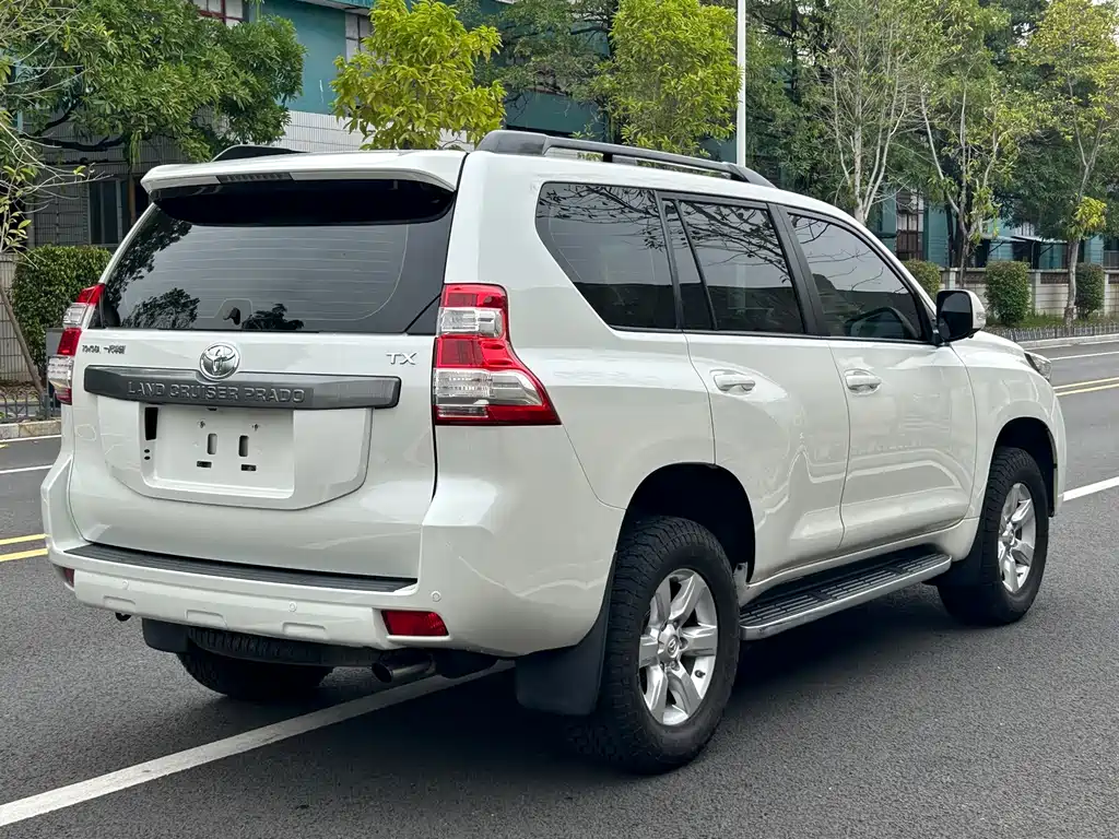 Toyota Prado — миниатюра 9